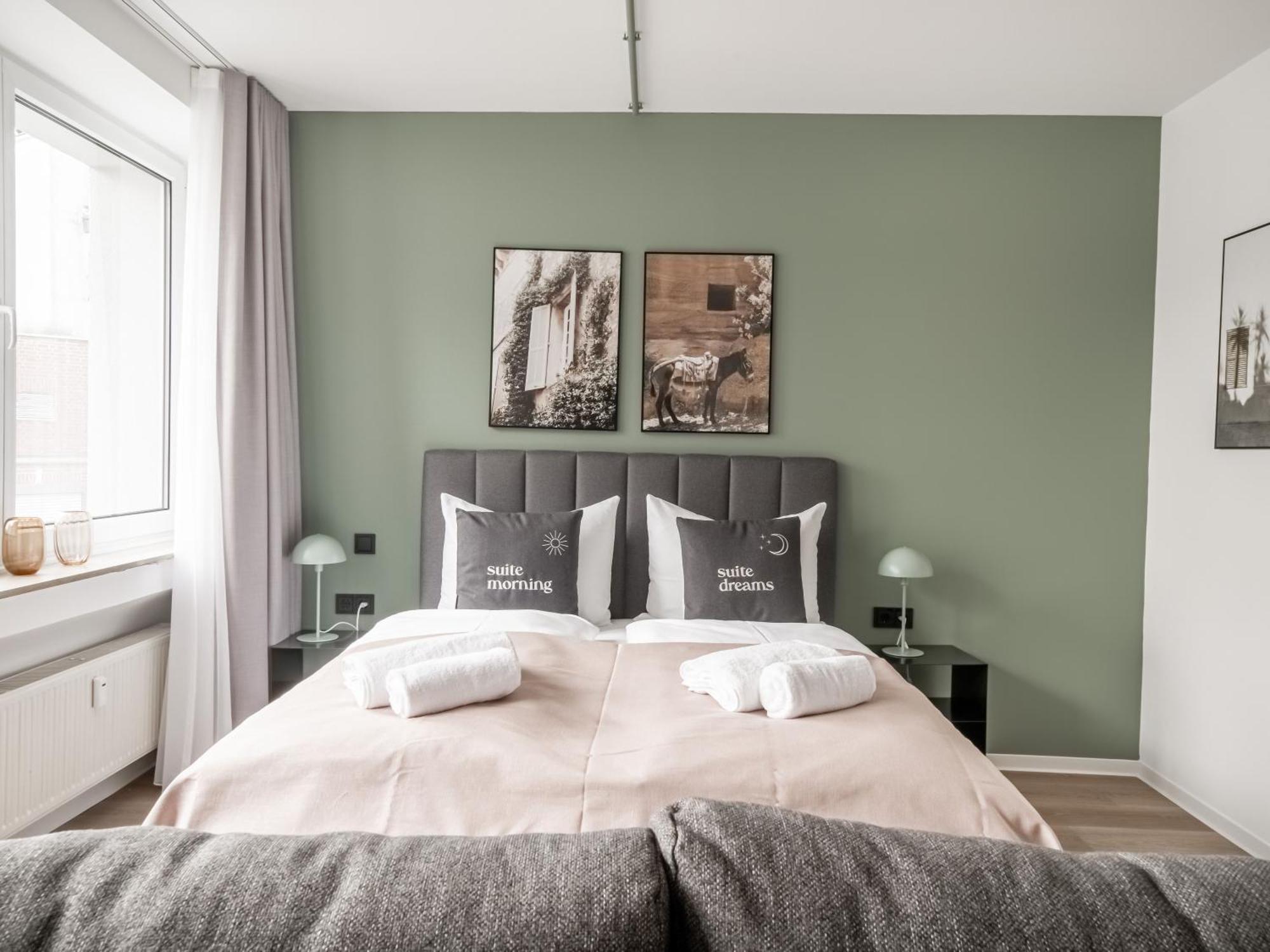 Limehome Saarbruecken Berliner Promenade Room photo